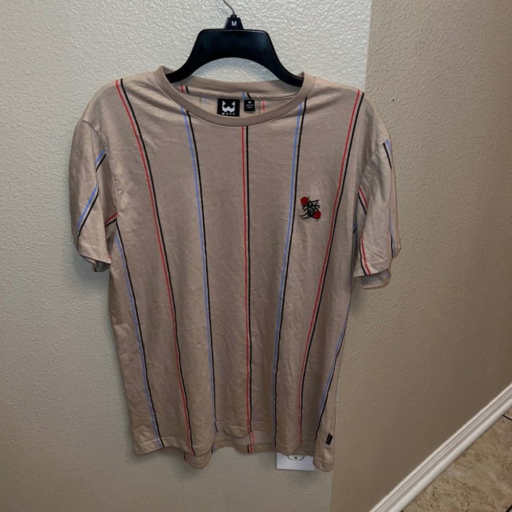 WXYZ men’s shirt, size medium